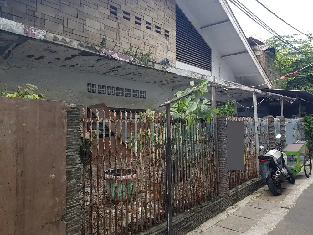 Rumah tua 438m2 laksana kartini Jakpus cocok kost gudang n1053