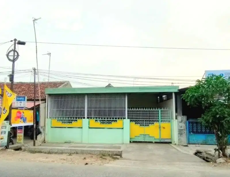 Rumah / Toko Strategis Pinggir Jalan