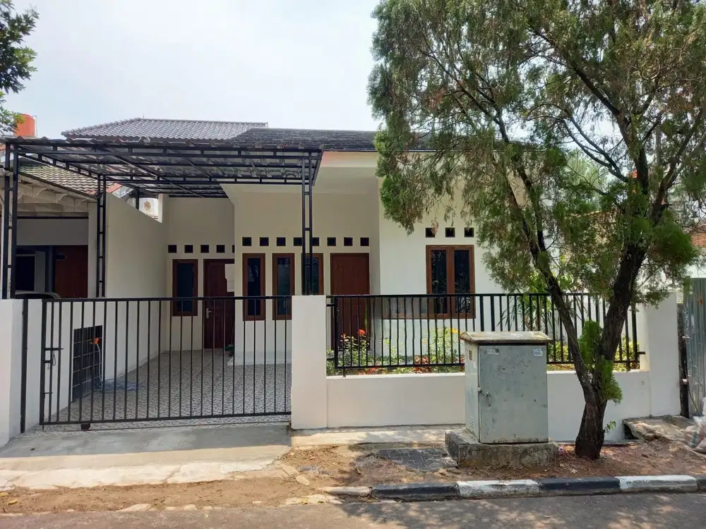 Rumah Siap Huni Akses Jalan 2 Mobil Lokasi Strategis di Kalibata