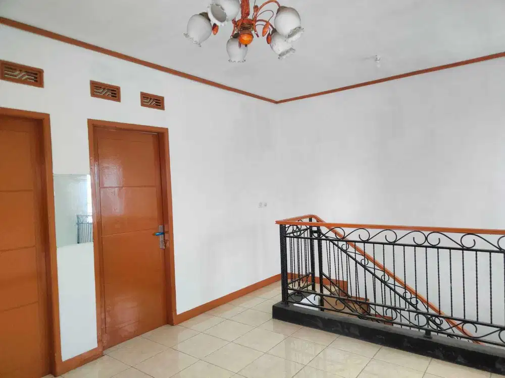 Dijual Rumah Murah Siap Huni di Pasadena