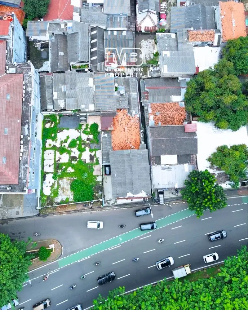 DIJUAL RUMAH DG RUANG USAHA,HASIL 400JT/TH DI JL. PALBATU TEBET JAKSEL