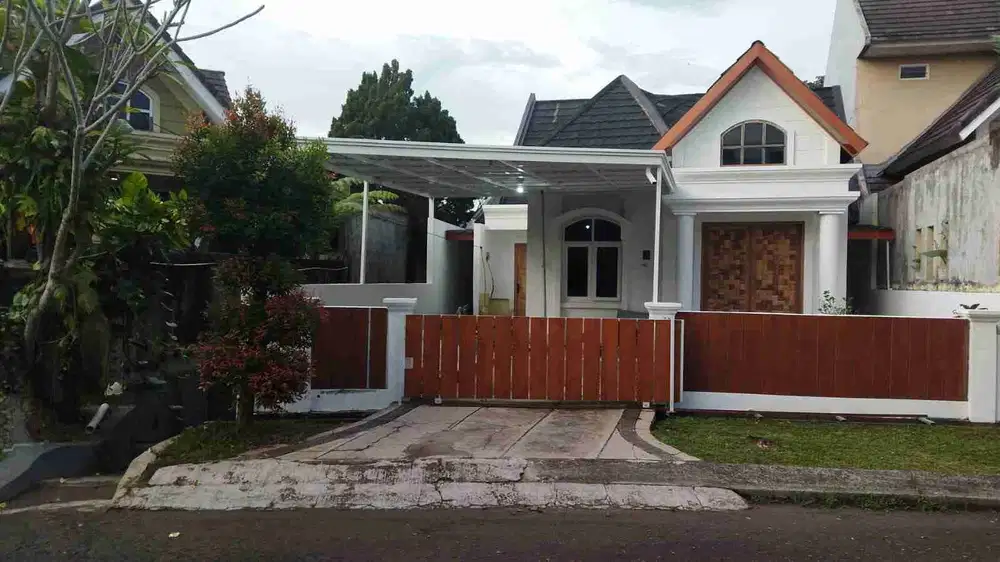 DIJUAL CEPAT RUMAH RAPIH SIAP HUNI BUKIT GOLF CIBUBUR