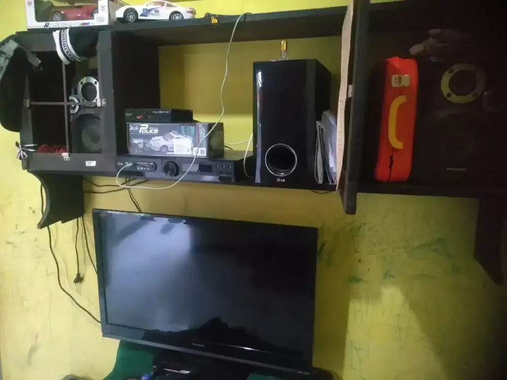 djual tv sharp dan spikerr ambil semua