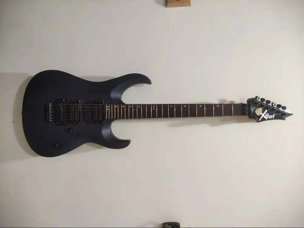 gitar elektrik CORT