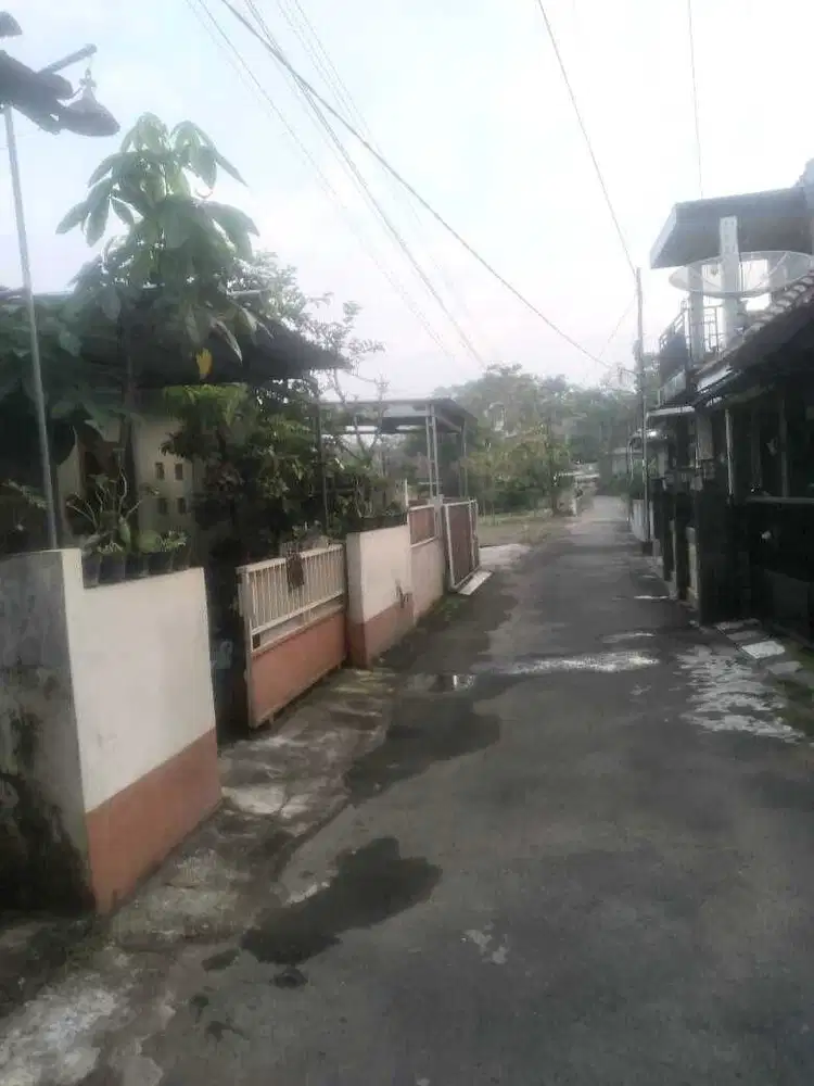 Rumah Murah Dlm Cluster Area Sleman Dekat Dengan Pemda Sleman Dan SCH