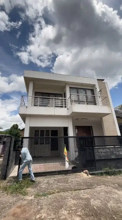 Rumah Bagus Kokoh Terawat Cileunyi Bandung Timur