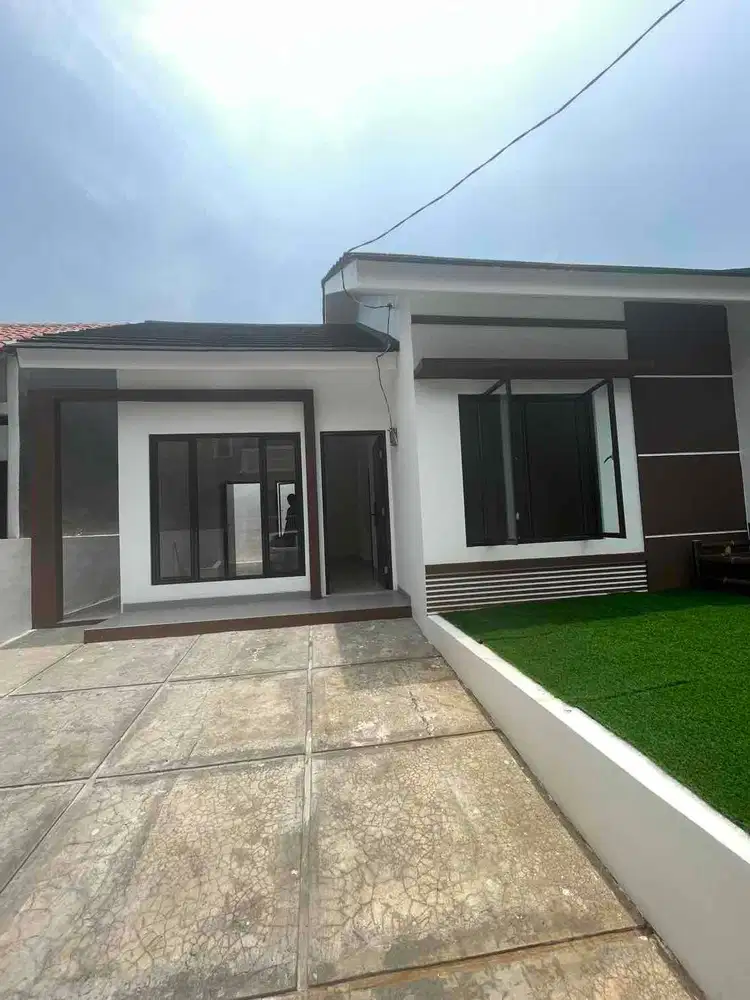 Rumah ready stok lokasi strategis Graha Kartika Pratama.