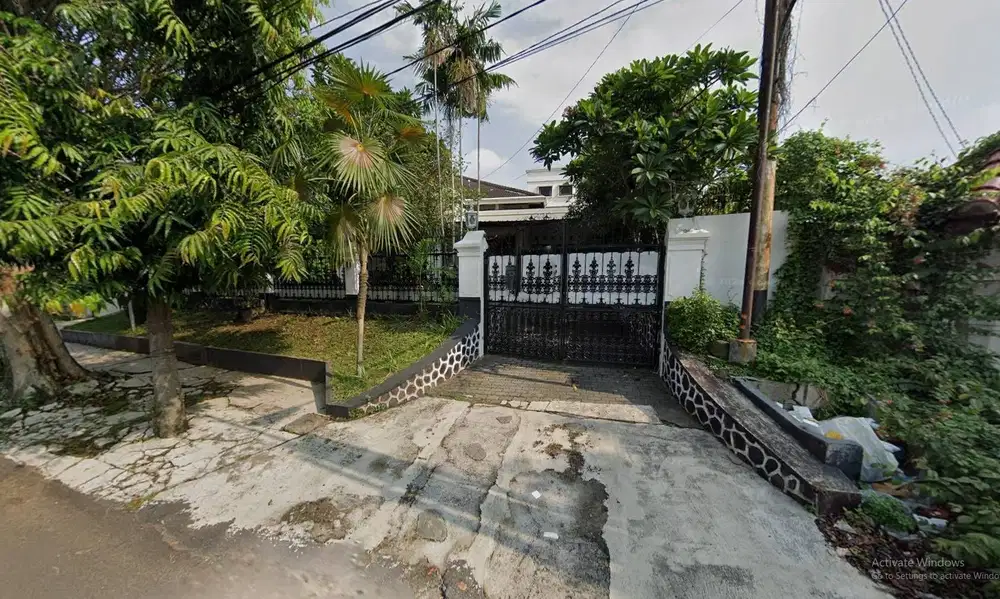 Dijual Rumah Mewah Dekat Kota Di Jl. Guntur Gajahmungkur Semarang