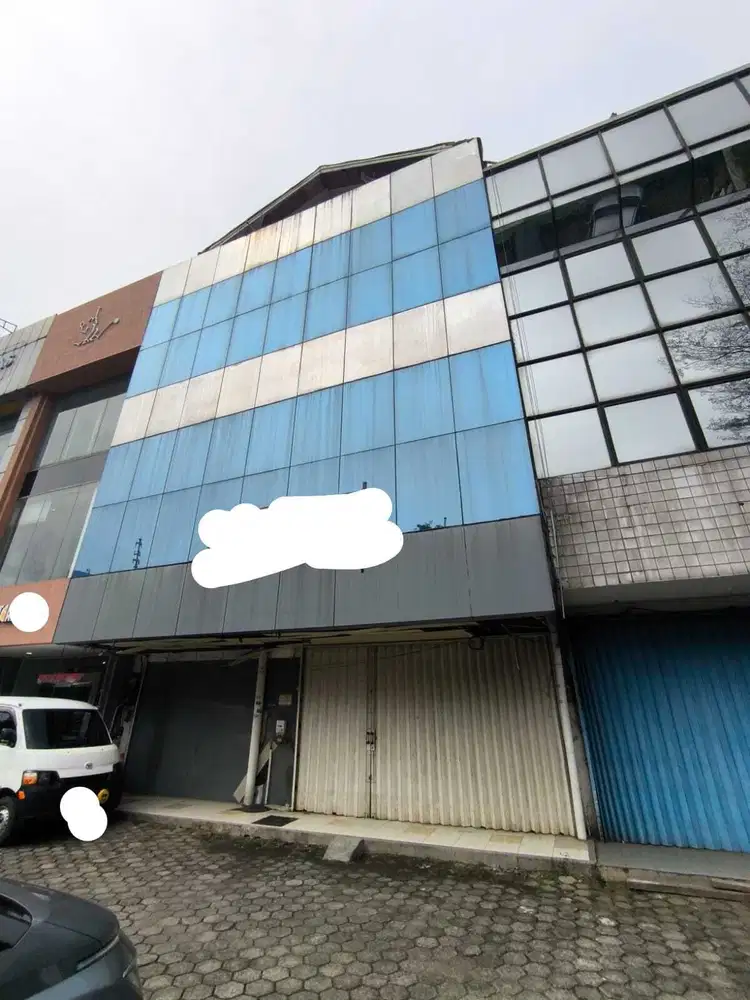 Disewakan 2 Ruko 4 Lantai Plaza Kebon Jeruk