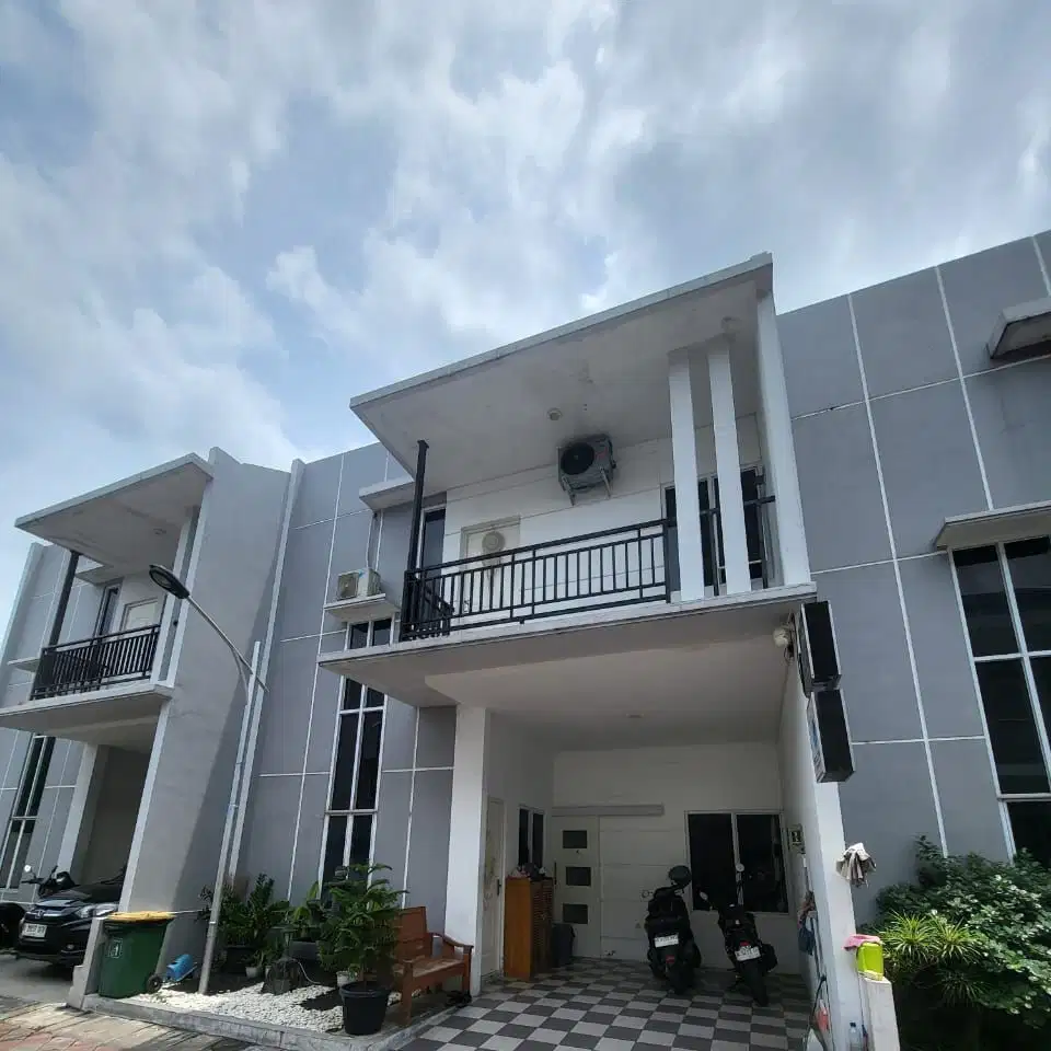 Rumah modern minimalis Full Furnish 2 Lt di Cluster Gumpang