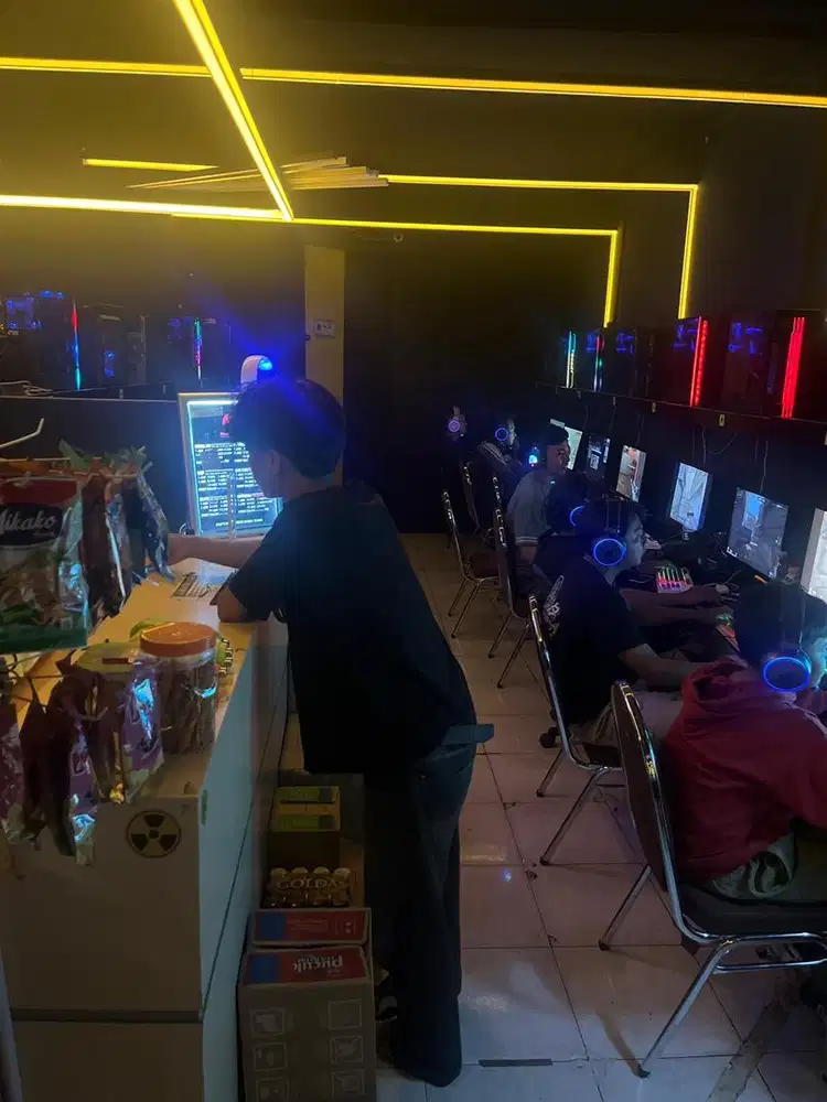 DIBUTUHKAN OPERATOR WARNET GAMING