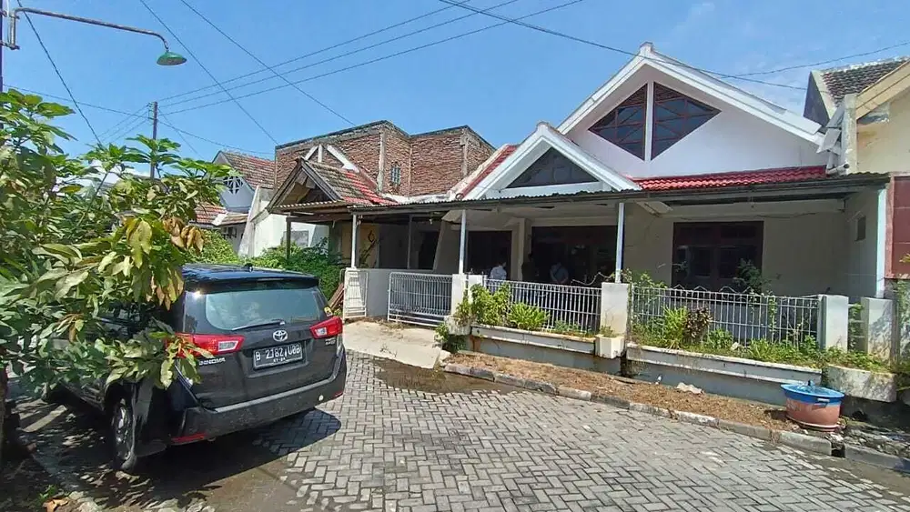 Rumah di Taman Bugenvil Selatan VI No. 91, Pedurungan, Semarang
