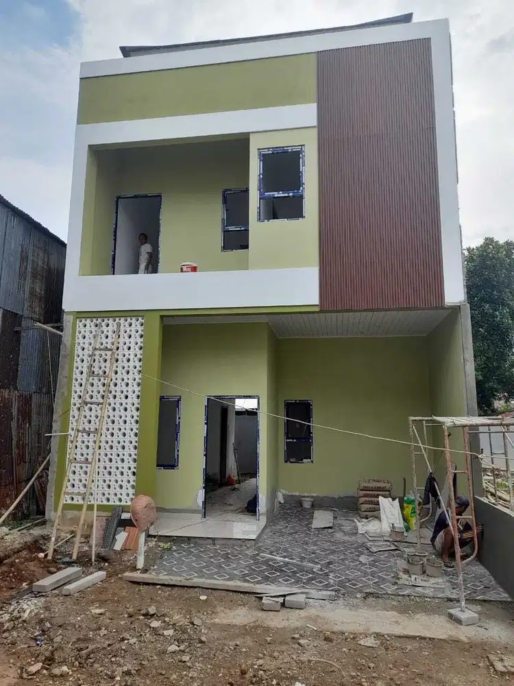 RUMAH GAGAH DI KUKUSAN. NEMPEL JAKARTA SELATAN, TOL KUKUSAN, & UI