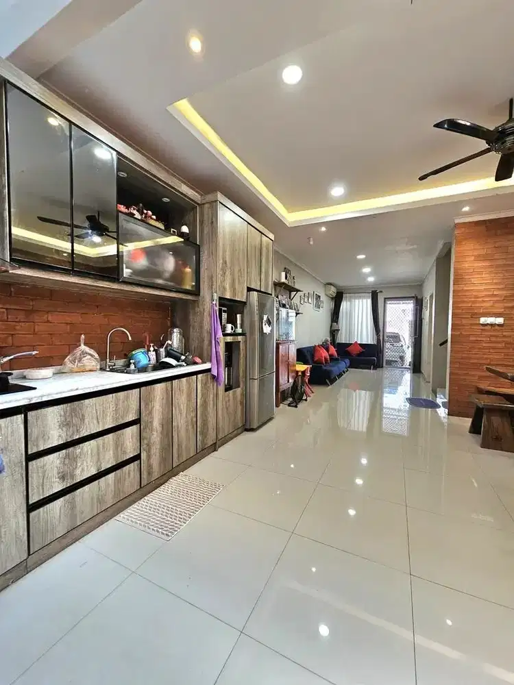 Rumah 2 Lantai Full Renovasi Scientia Garden Edison Gading Serpong BSD City Tangerang Banten C