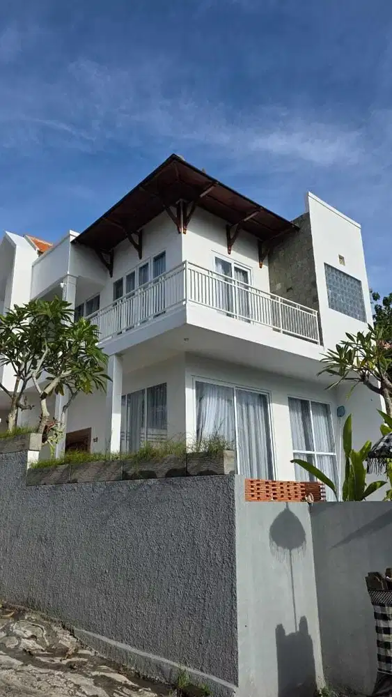 DIJUAL CEPAT VILLA UBUD CANTIK 2 LANTAI FULL FURNISHED