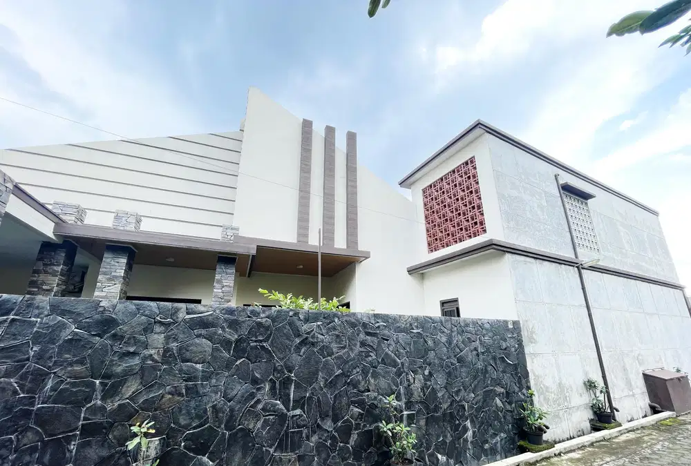 Rumah Minimalis modern selangkah ke Sumarecon dan soekarno hatta