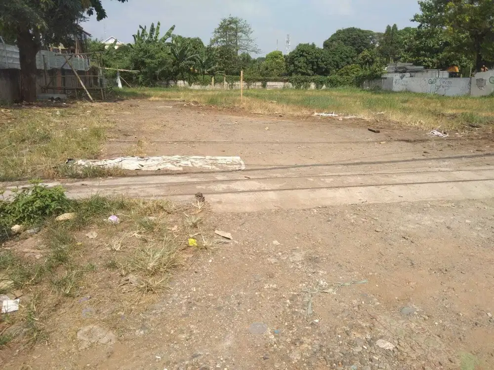 Lahan tanah lokasi strategis di pinggir jalan raya narogong bekasi