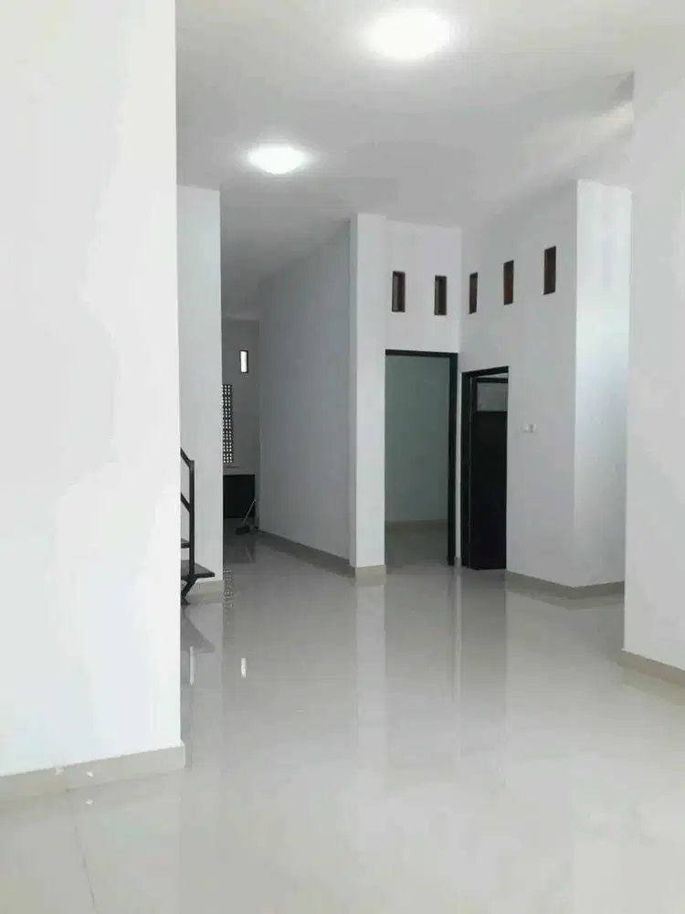 Dijual Cepat Rumah di komplek Bea Cukai Kelapa Gading, Jakarta Utara