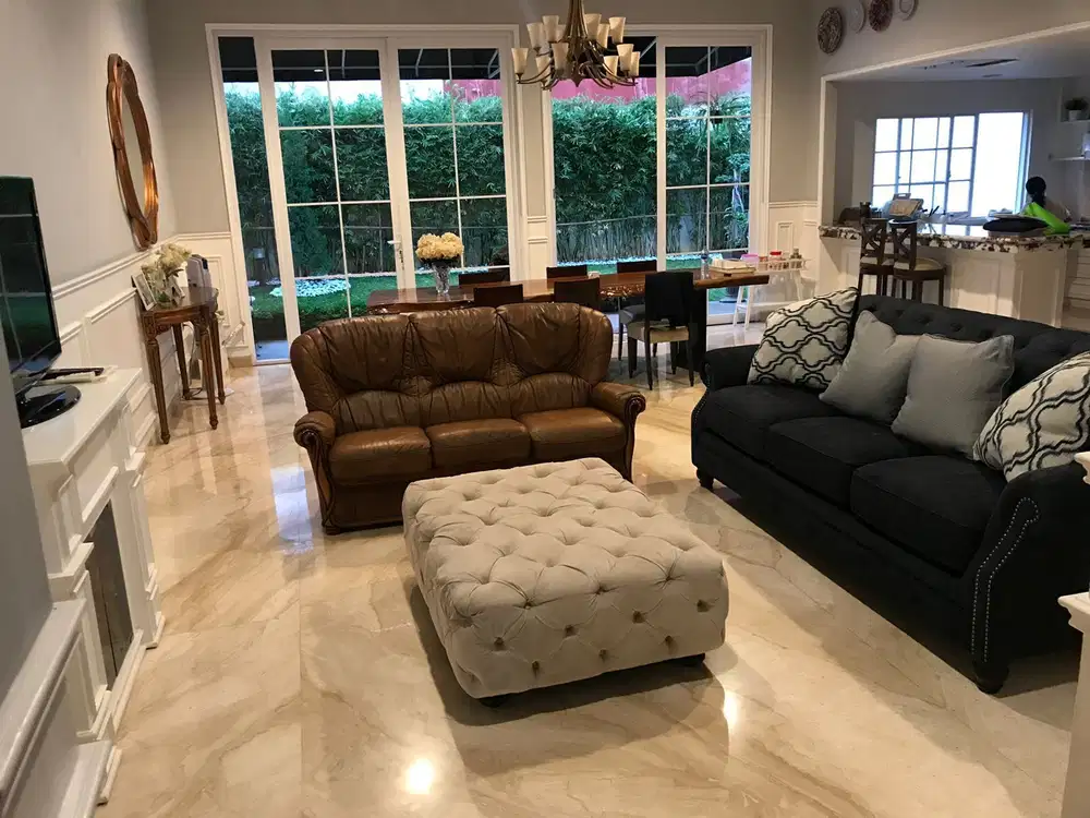 Dijual rumah pik1 furnish 4 kamar tidur 250 meter