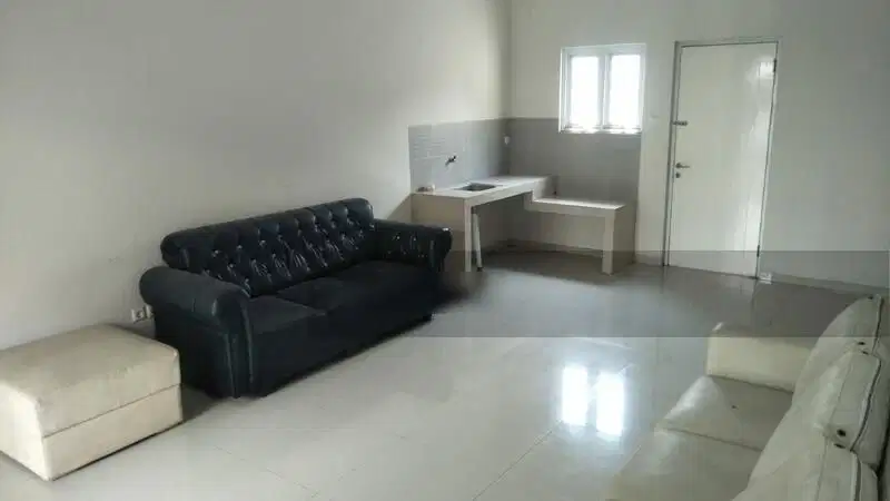 Disewakan Rumah 2 Lantai siap huni di Kelapa Gading