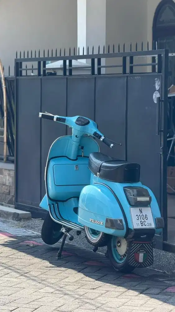 Vespa PX 150 Exclusive