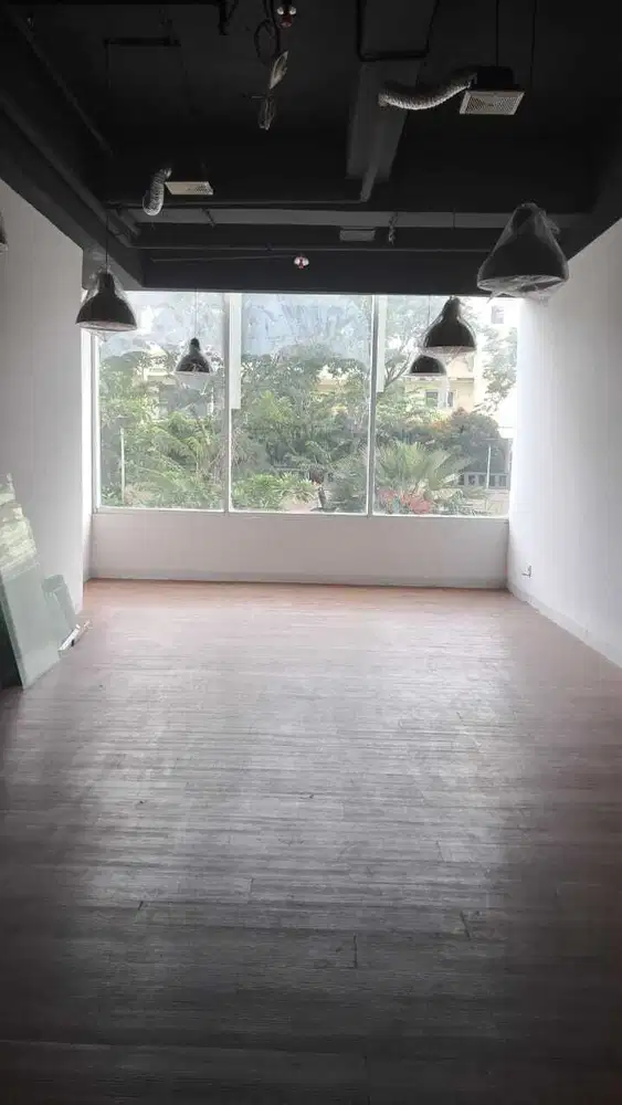 Disewakan Ruko 3 Lantai di Springhill Royale Suites Jakarta Utara