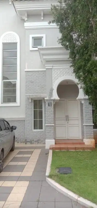 RUMAH 3+1 BR CLUSTER  ALICANTE GADING SERPONG