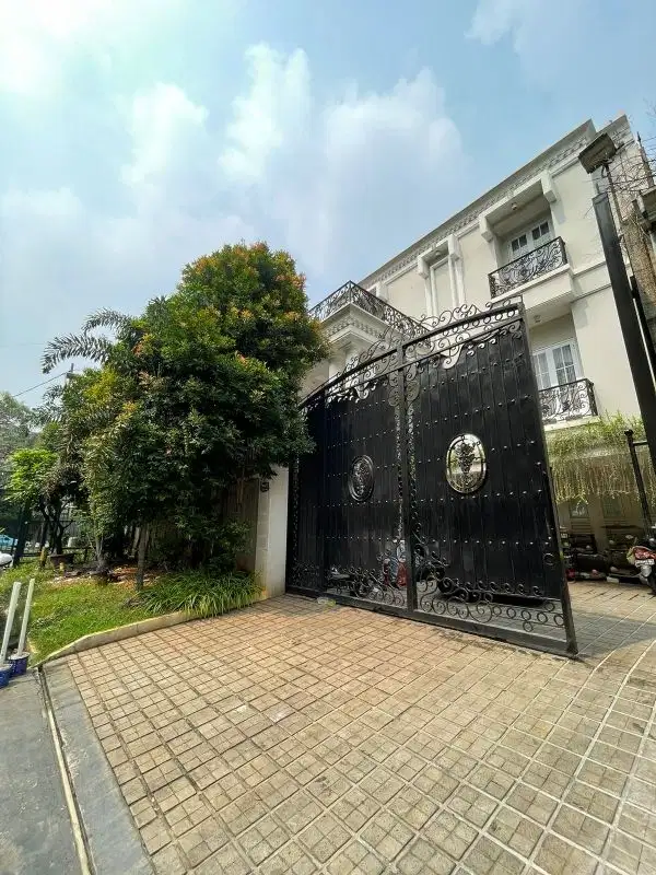 Dijual Rumah Pondok Indah Jakarta