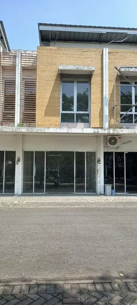 di jual ruko  dua lantai siap huni