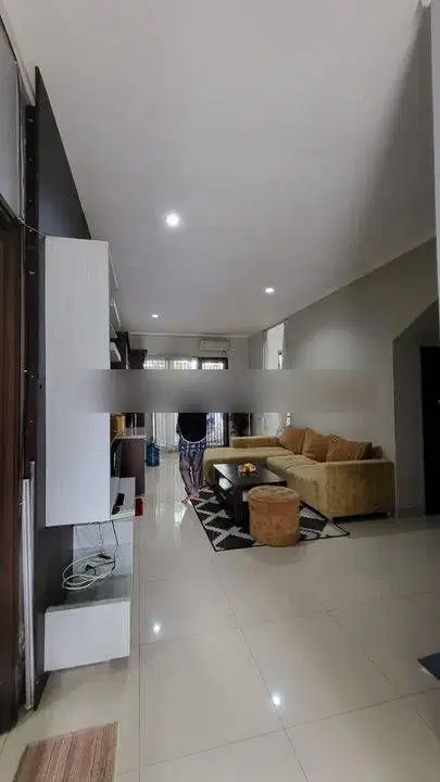 Premier Park 1 Modernland Full furnished