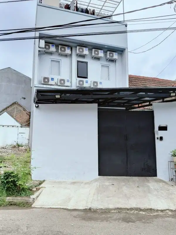 DIJUAL KOST AKTIF 25 Kamar Income 510 JT / Thn. BSD