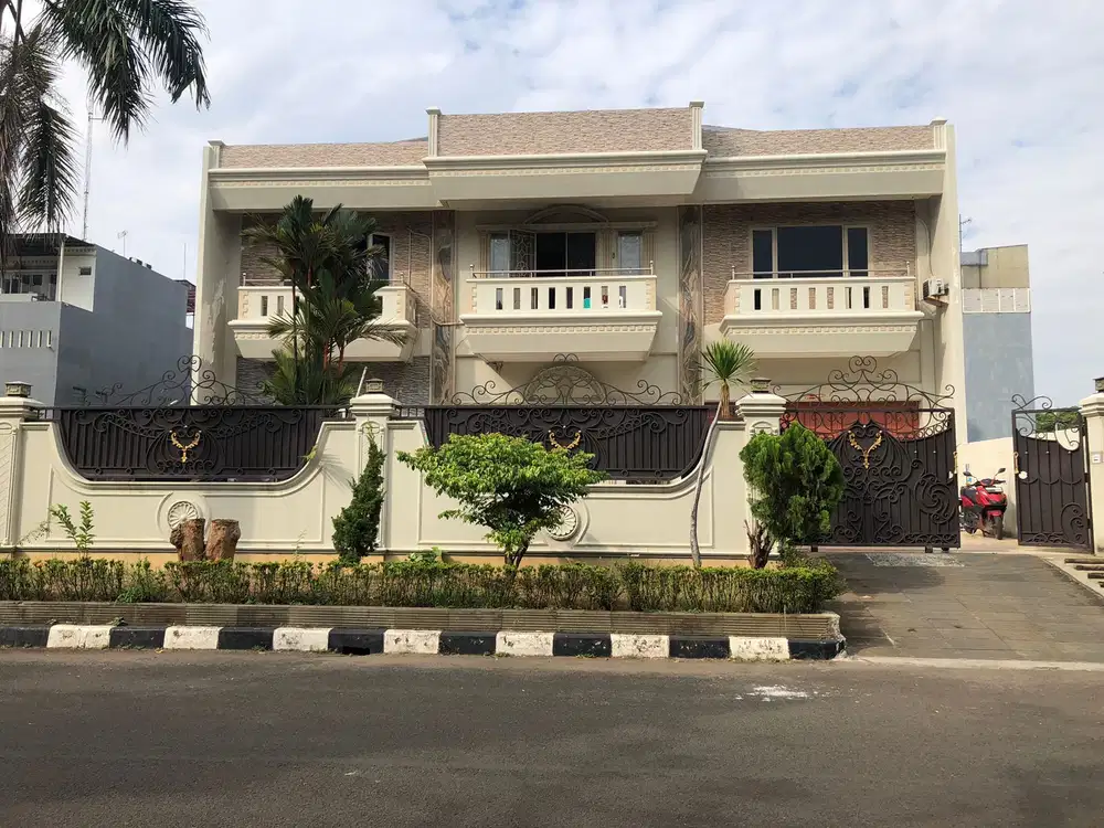 Dijual Rumah mewah PIK1 Grisenda 5KT