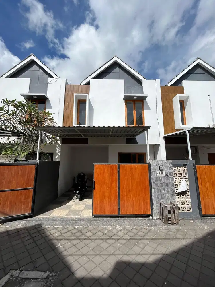 Di jual rumah minimalis semi villa Lokasi di jln Gunung Soputan