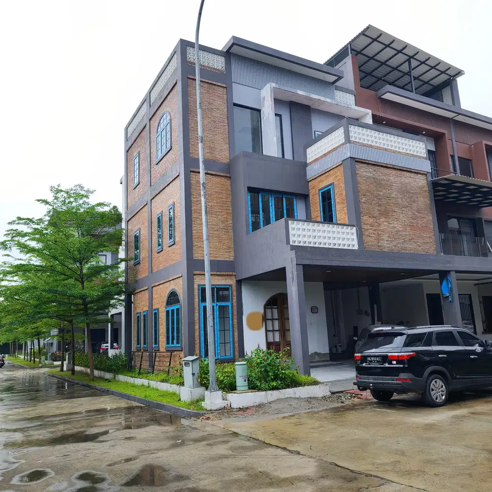 Rumah Villa Mewah Dalam Komplek di Givenchy One Medan