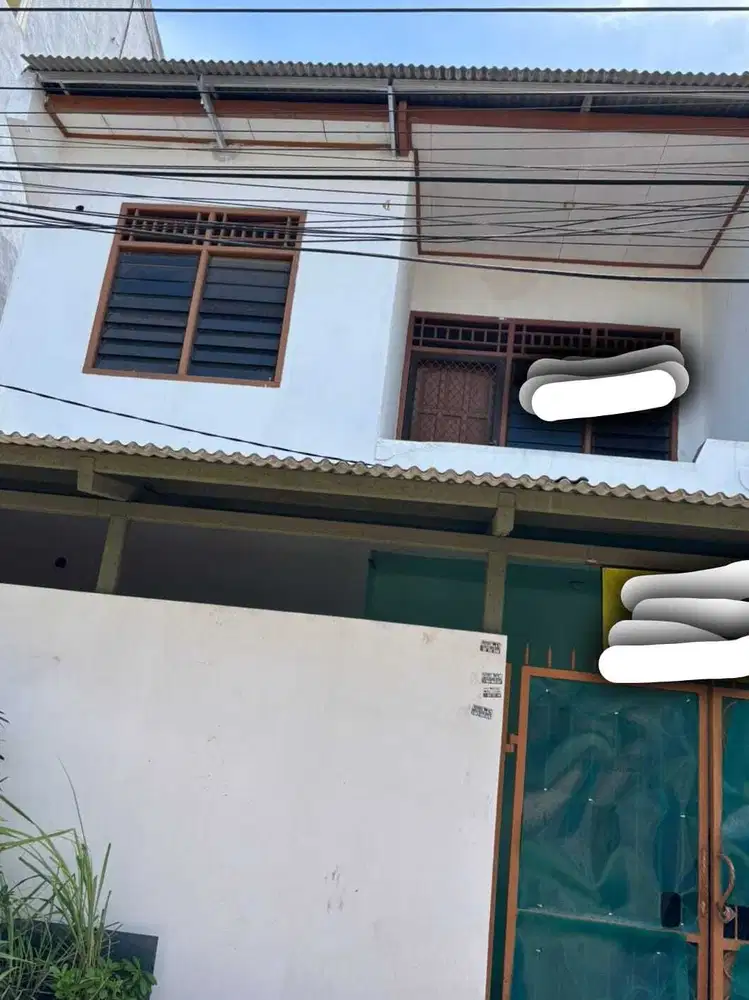 DI JUAL RUMAH VILLA TAMAN BANDARA SIAP HUNI SUDAH RENOVASI