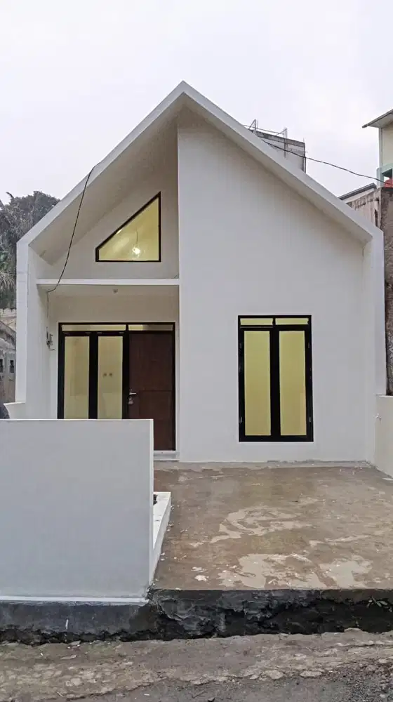 Rumah Siap Huni Minimalis Modern SHM di dkt Borma Cihanjuang Sariwangi