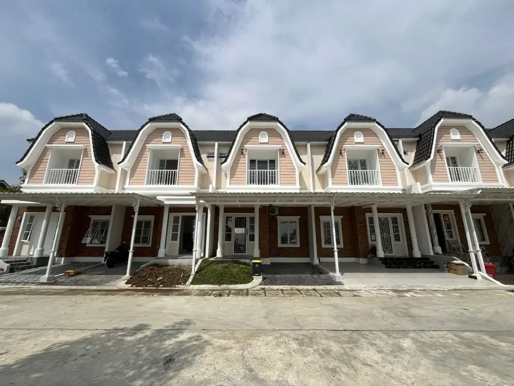 Dijual rumah di komplek medan resort city cluster holland