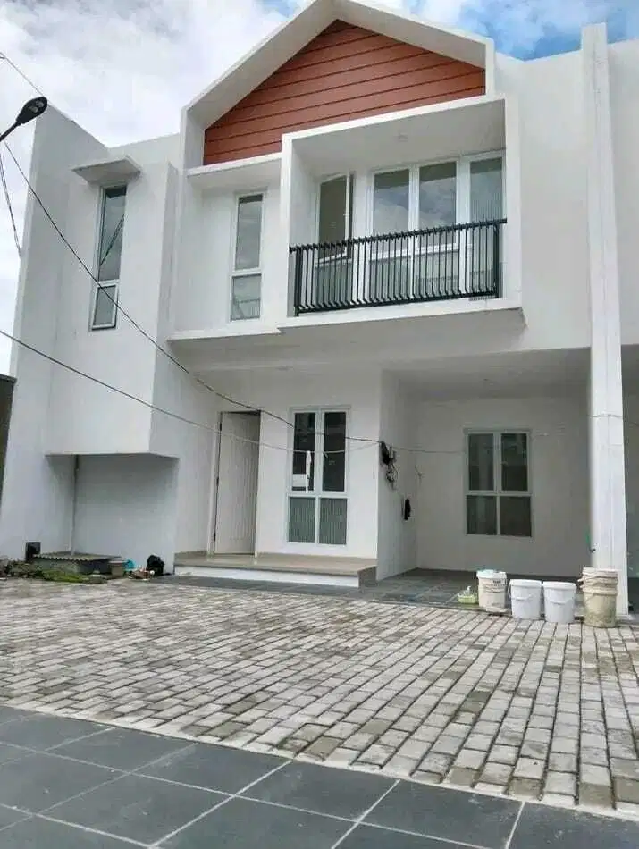 DIJUAL RUMAH BARU Jatiwaringin Bekasi