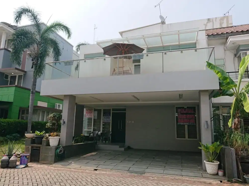 RUMAH GRISENDA 8X16,5 MINIMALIS,3 LANTAI,SEMI FURNISH,BAGUS RAPIH