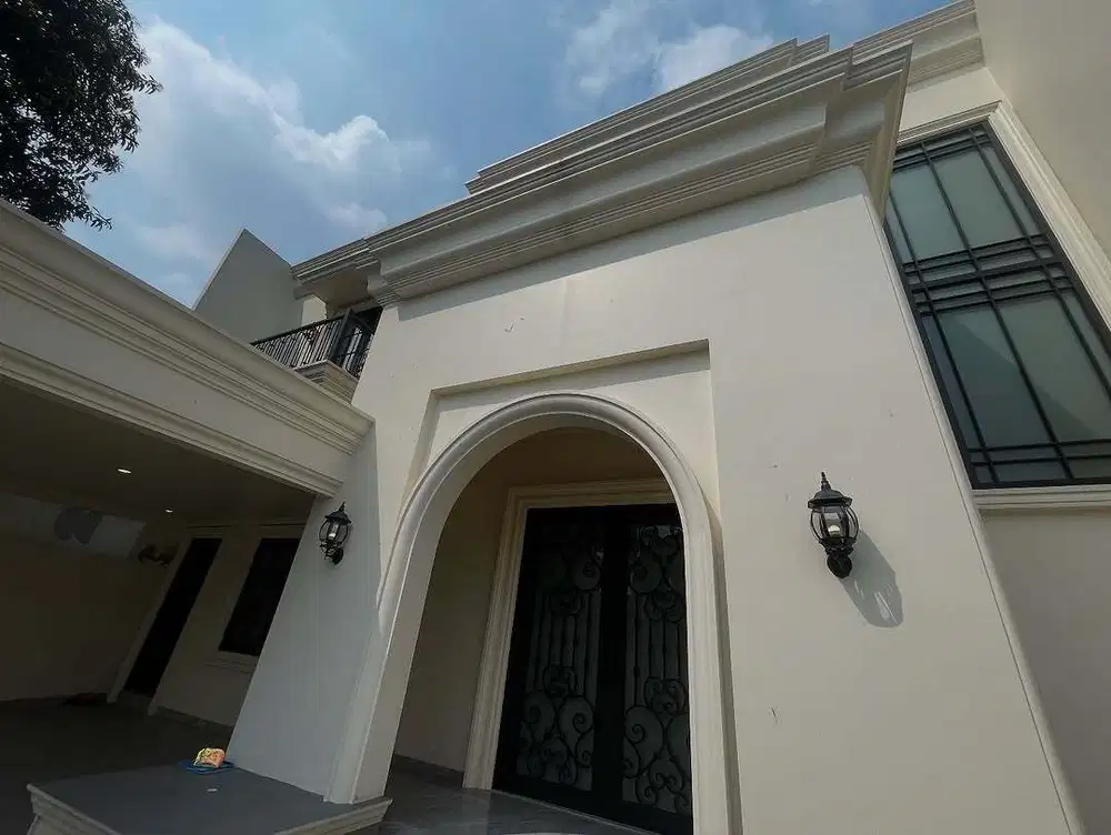 DIJUAL RUMAH MEWAH 2 LANTAI TURUN HARGA DI SECOND BOULEVARD KOTWIS!