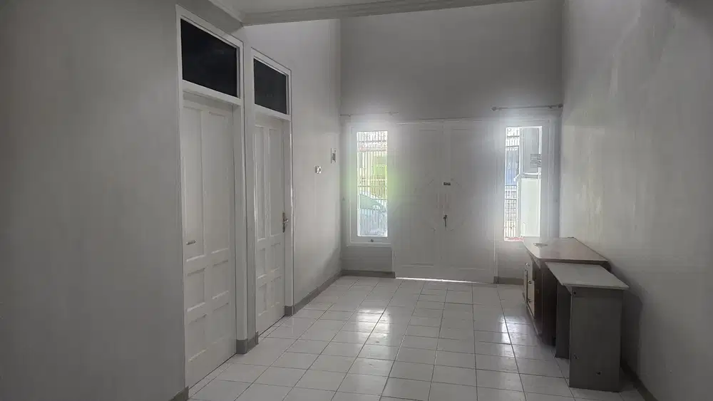Dijual/Disewakan Rumah Rapi Siap Huni di Citra 3