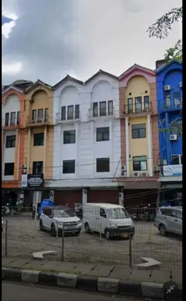 Ruko gandeng di kawasan Tanjung Priok
