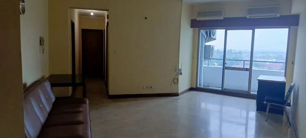 sewakan Tahunan apartemen wesling kedoya 3 kamar dekat puri kembangan