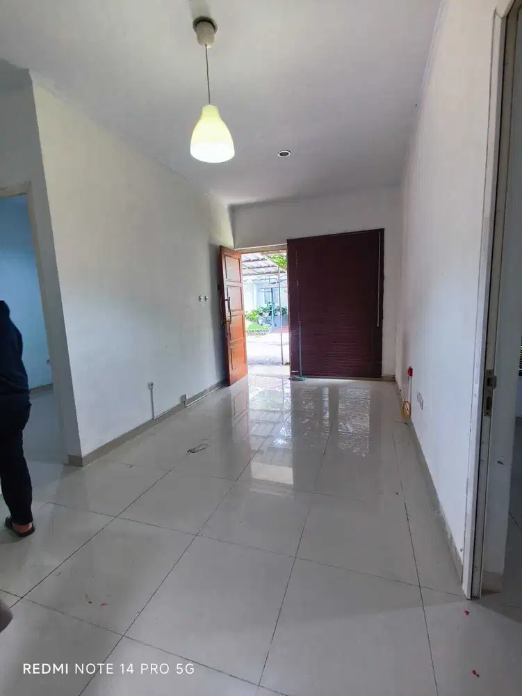 Disewakan Rumah Minimalis Siap Huni di Komplek Cluster Cigadung