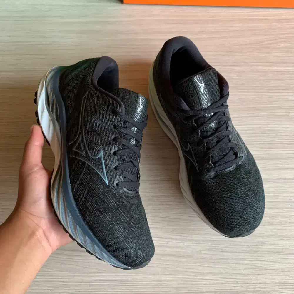 Mizuno Wave Inspire Road Running Original Lari Sepatu Olahraga Size 41