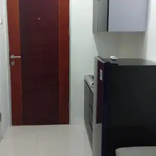 93 - Disewakan Apartemen Gunawangsa Tidar Tower B Lt 37 1BR+ Furnished