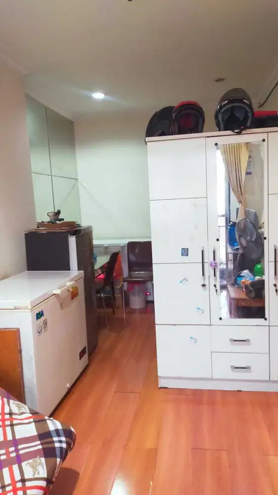 Dijual Apartement City Resort Cengkareng, Semi Furnish, 3 Br