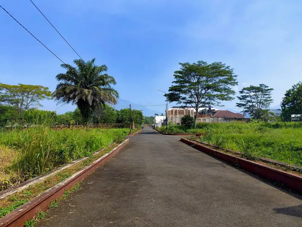 Tanah Kavling Premium Luas 1300 m2 di Pusat Kota Cianjur