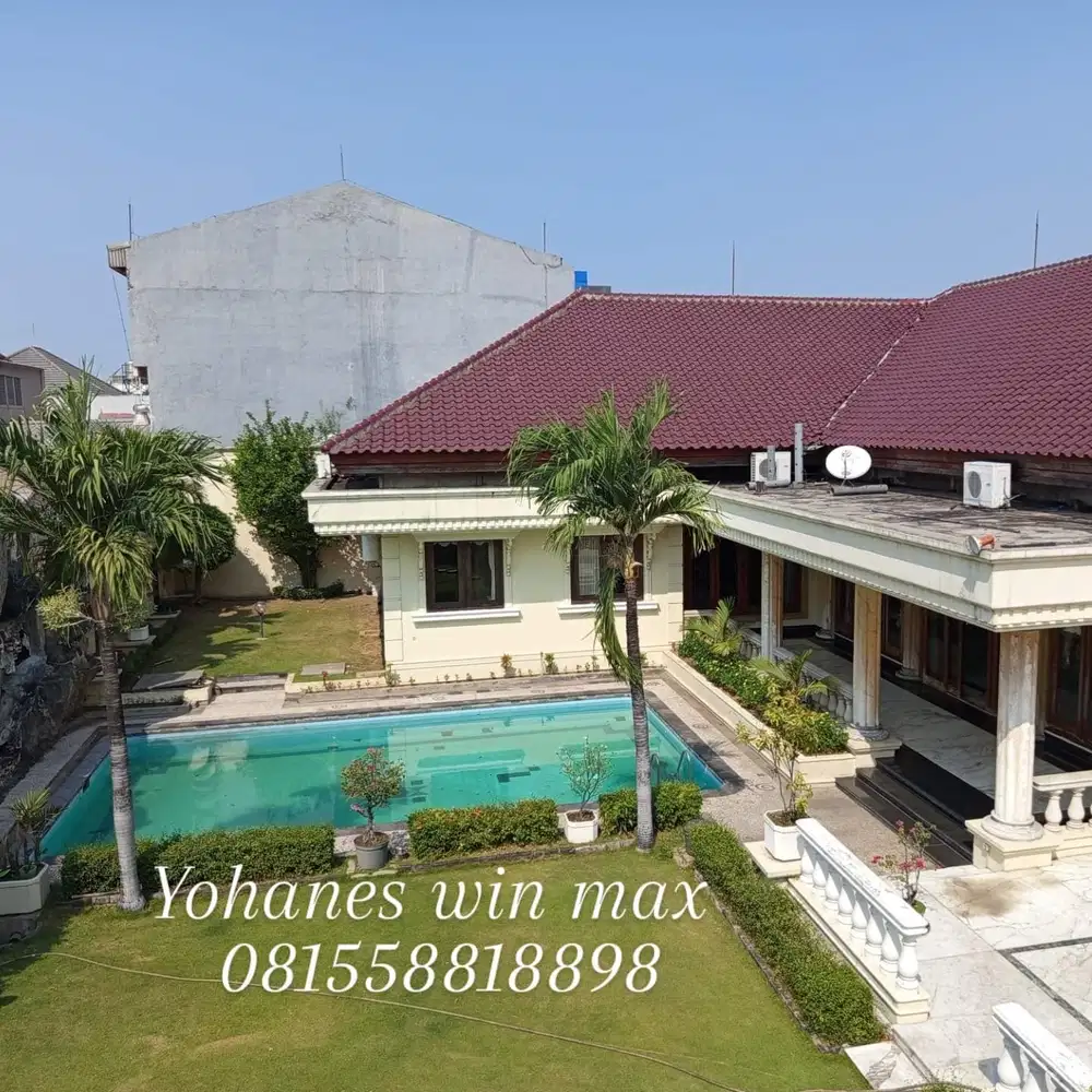 DIJUAL RUMAH MEWAH WITH PRIVATE POOL