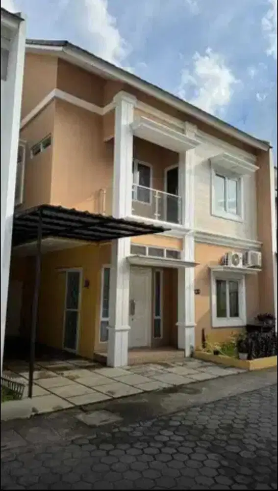 RUMAH MEWAH FRESH SIAP HUNI DALAM TOWN HOUSE - PONDOK KELAPA